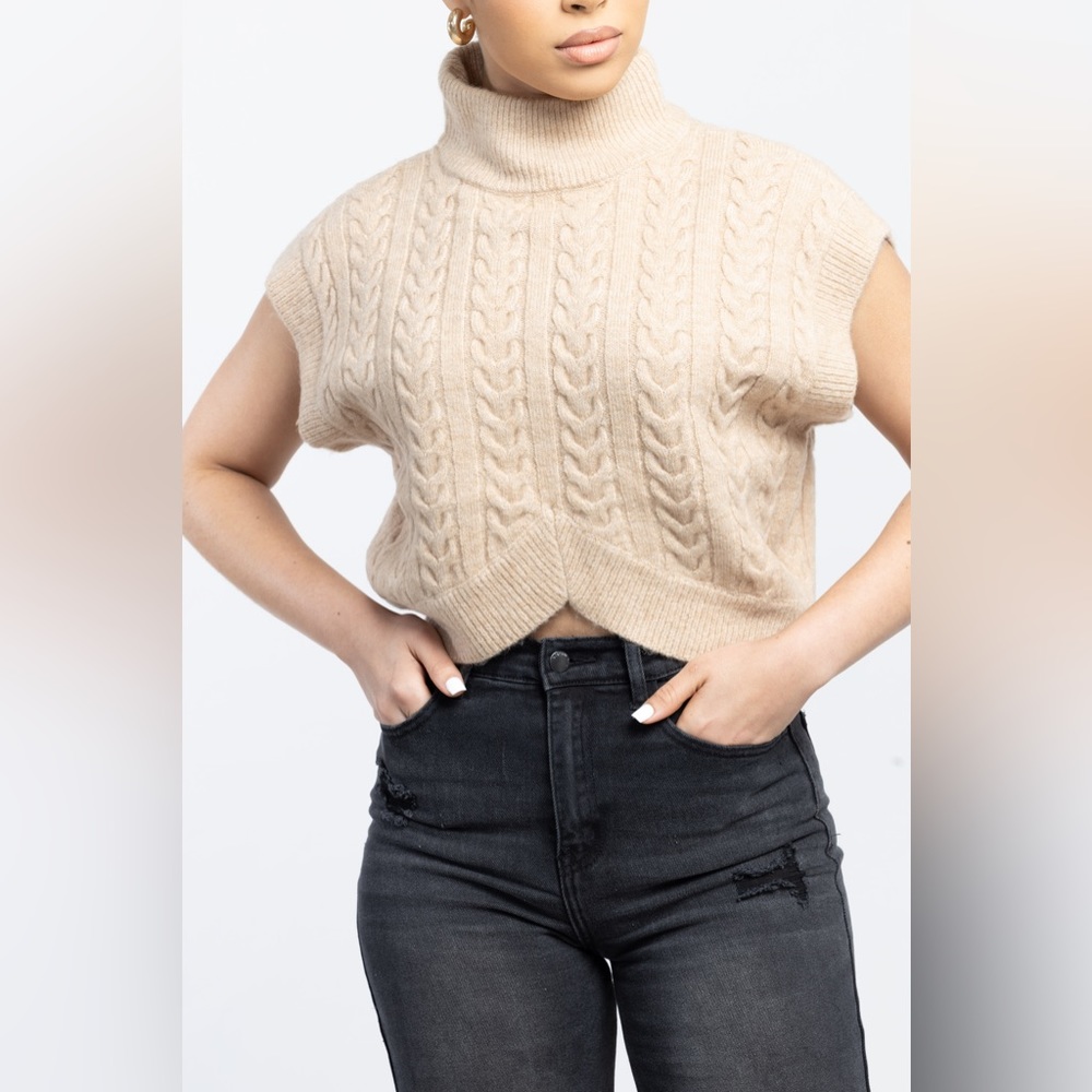 Mock neck knit sweater